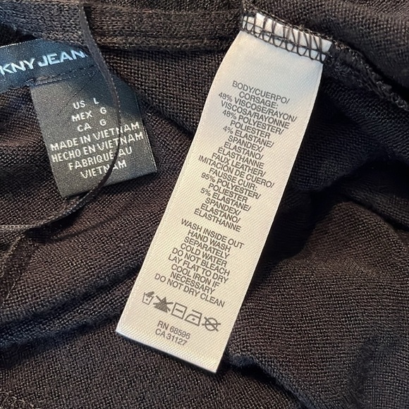 NWOT/ DKNY JEANS black cardigan w/vegan leather  forearm panels/dolman sleeves🖤 - Picture 9 of 9